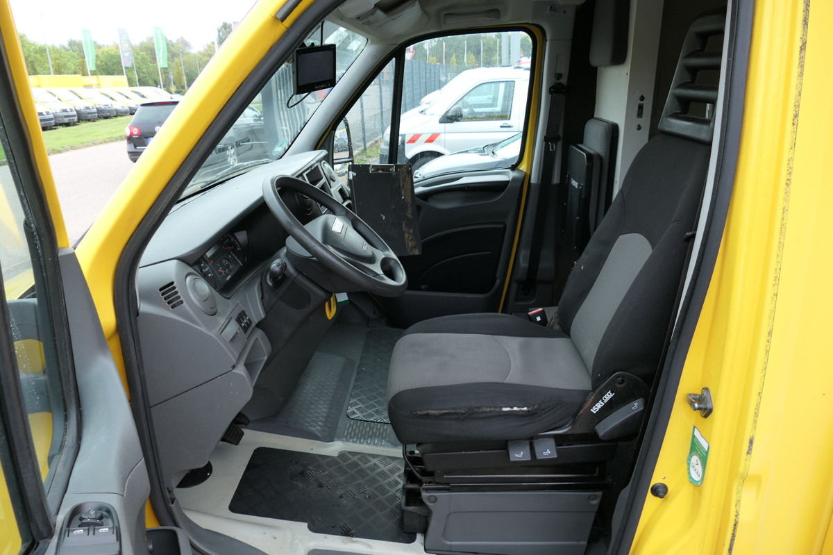 IVECO Daily 35 S11 C30C AUTOMATIK KAMERA Regale LUFT D - Dostavno vozilo sa zatvorenim sandukom: slika 5 IVECO Daily 35 S11 C30C AUTOMATIK KAMERA Regale LUFT D - Dostavno vozilo sa zatvorenim sandukom: slika 5