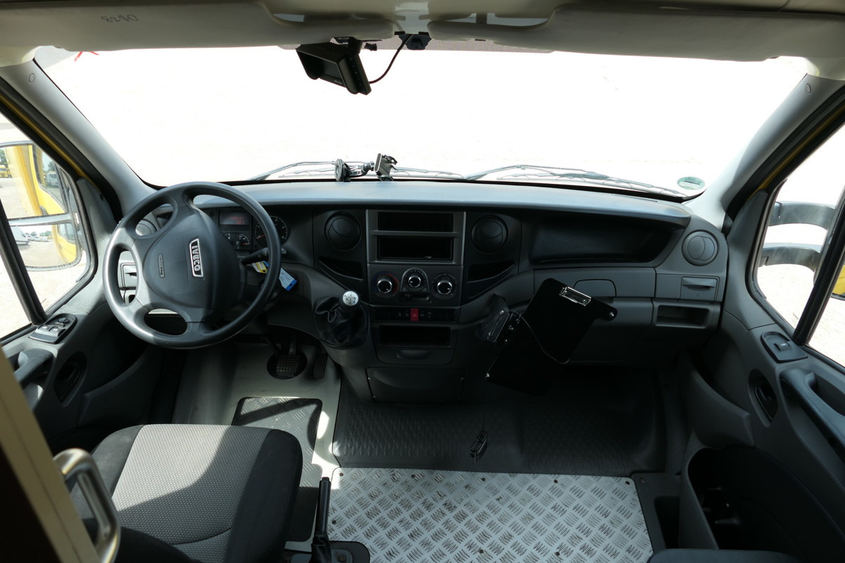 Dostavno vozilo sa zatvorenim sandukom IVECO Daily 35 S11 C30C AUTOMATIK KAMERA Regale LUFT D: slika 5