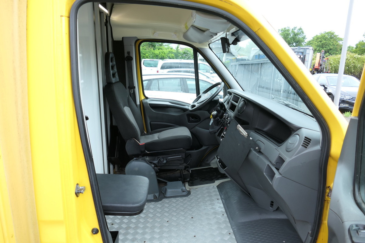 IVECO Daily 35 S11 C30C Kurz AUTOMATIK KAMERA Regale L - Dostavno vozilo sa zatvorenim sandukom: slika 5 IVECO Daily 35 S11 C30C Kurz AUTOMATIK KAMERA Regale L - Dostavno vozilo sa zatvorenim sandukom: slika 5