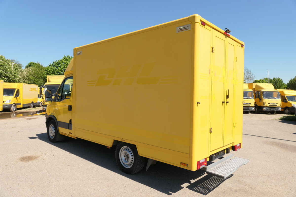 IVECO Daily 35 S11 KURZ C30C AUTOMATIK KAMERA Regale L - Dostavno vozilo sa zatvorenim sandukom: slika 4 IVECO Daily 35 S11 KURZ C30C AUTOMATIK KAMERA Regale L - Dostavno vozilo sa zatvorenim sandukom: slika 4