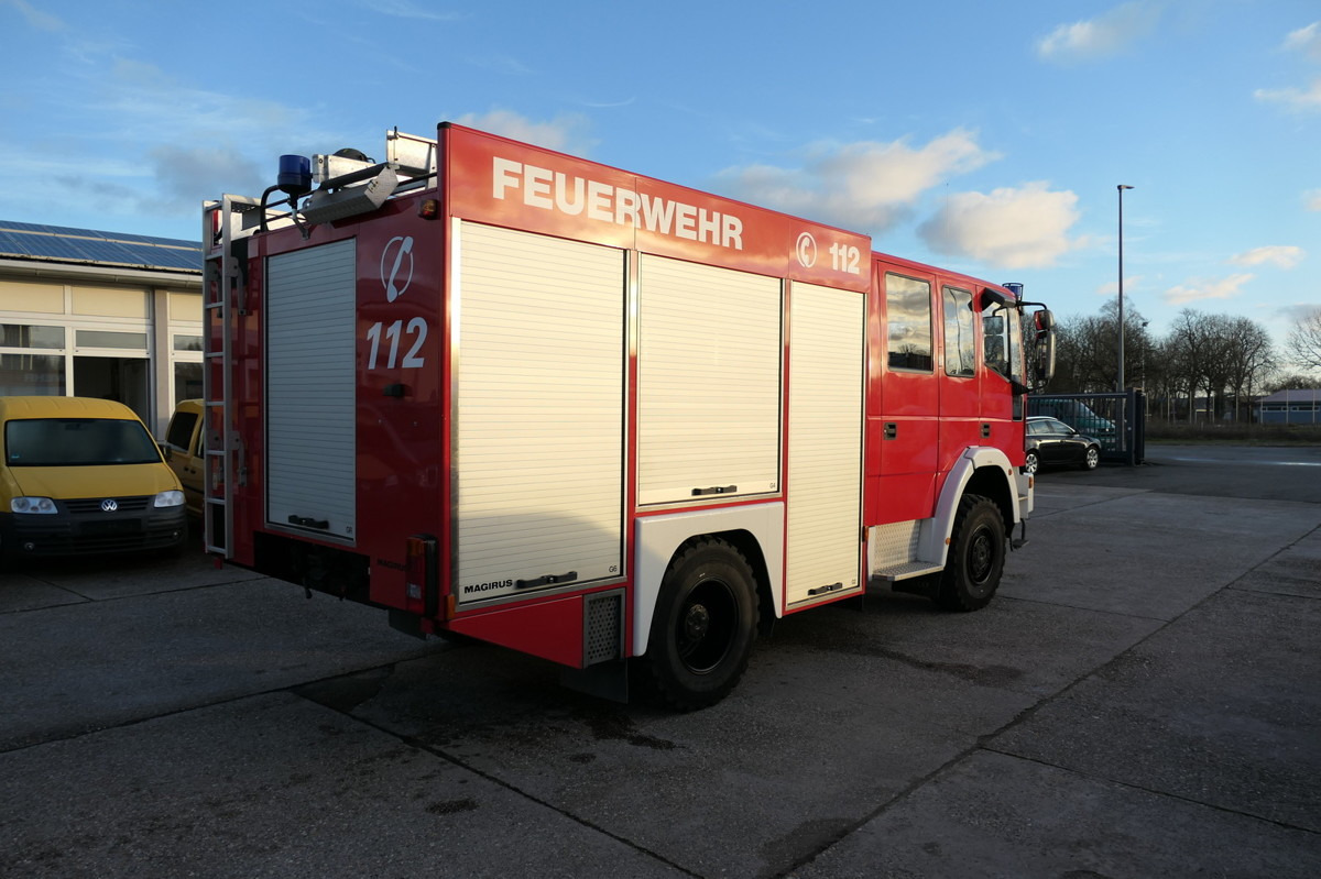 IVECO FF 95 E LF 8 DoKa AHK 4X4 SFZ FEUERWEHR Einzelbe - Vatrogasni kamion: slika 3 IVECO FF 95 E LF 8 DoKa AHK 4X4 SFZ FEUERWEHR Einzelbe - Vatrogasni kamion: slika 3
