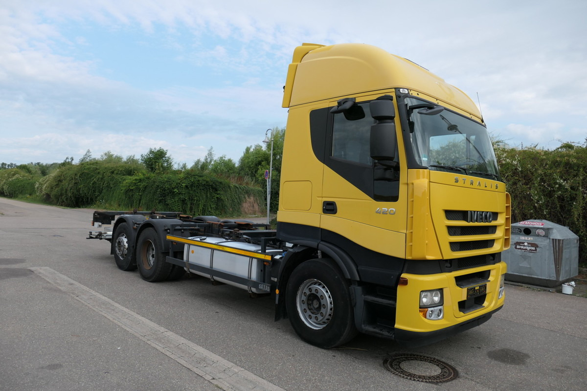 IVECO STRALIS AS 260 S42 Y/FS-CM ECO LBW AHK KLIMA INT - Kamion za prevoz kontejnera/ Kamion sa promenjivim sandukom: slika 3 IVECO STRALIS AS 260 S42 Y/FS-CM ECO LBW AHK KLIMA INT - Kamion za prevoz kontejnera/ Kamion sa promenjivim sandukom: slika 3
