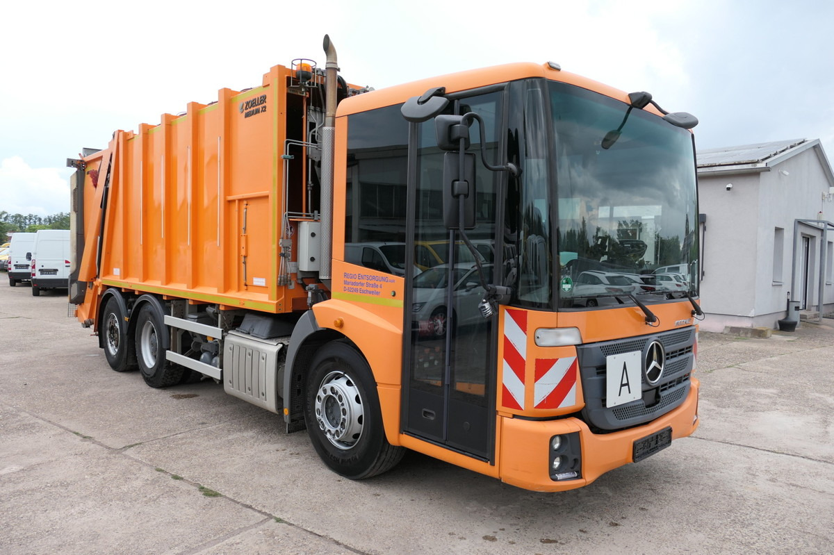 MERCEDES-BENZ 2635 NGE-L62N Econic Aufbau Zöller Medium - Kamion za smeće: slika 3 MERCEDES-BENZ 2635 NGE-L62N Econic Aufbau Zöller Medium - Kamion za smeće: slika 3