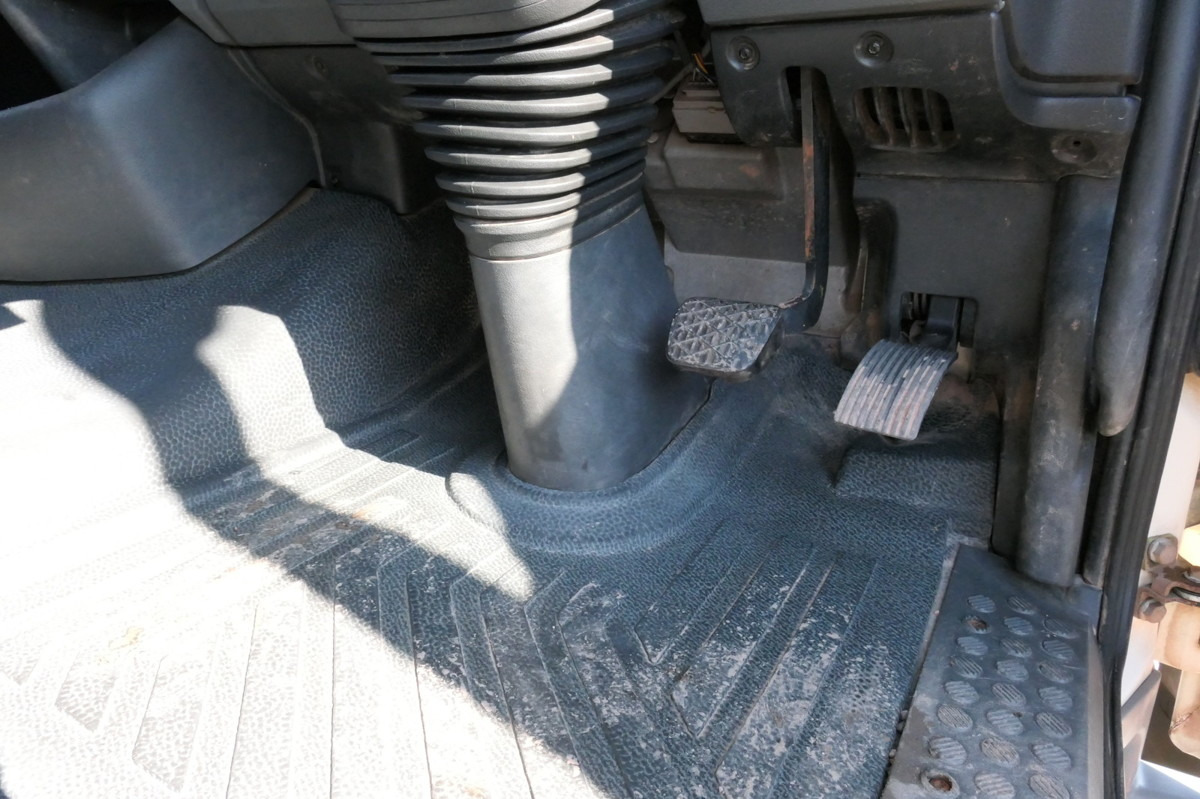 Autočistilica MERCEDES-BENZ Atego 1518 LKO 4x2: slika 17 Autočistilica MERCEDES-BENZ Atego 1518 LKO 4x2: slika 17