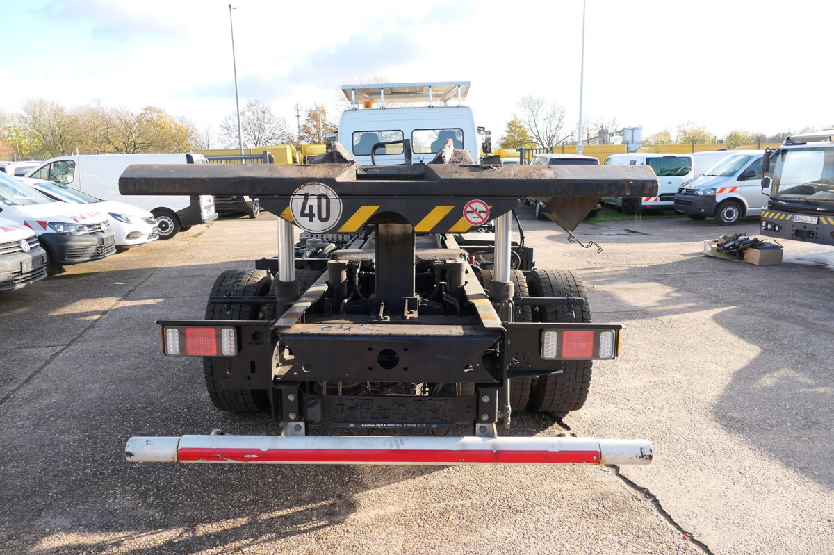 MERCEDES-BENZ Kamag Wiesel WBH 25 E4-D - Kamion za prevoz kontejnera/ Kamion sa promenjivim sandukom: slika 3 MERCEDES-BENZ Kamag Wiesel WBH 25 E4-D - Kamion za prevoz kontejnera/ Kamion sa promenjivim sandukom: slika 3