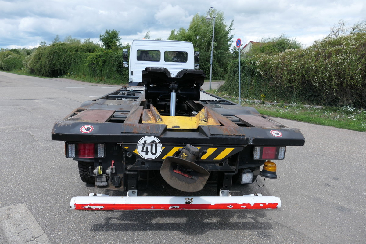 MERCEDES-BENZ Kamag Wiesel WBH 25 Wiesel Umsetzfahrzeug - Kamion za prevoz kontejnera/ Kamion sa promenjivim sandukom: slika 5 MERCEDES-BENZ Kamag Wiesel WBH 25 Wiesel Umsetzfahrzeug - Kamion za prevoz kontejnera/ Kamion sa promenjivim sandukom: slika 5