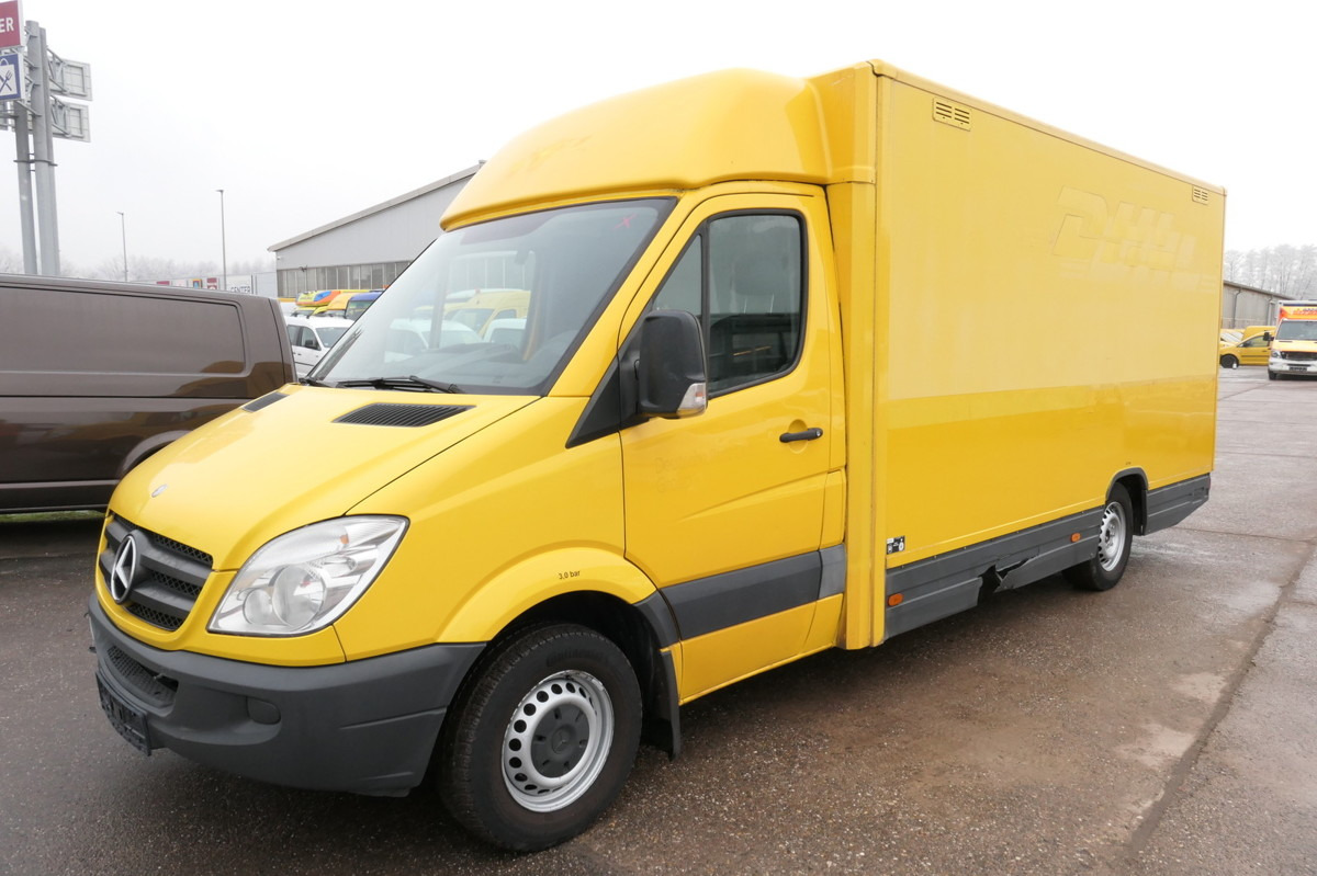MERCEDES-BENZ SPRINTER 310 CDI MAXI EURO-5 KOFFER REGALE KAMER - Dostavno vozilo sa zatvorenim sandukom: slika 2 MERCEDES-BENZ SPRINTER 310 CDI MAXI EURO-5 KOFFER REGALE KAMER - Dostavno vozilo sa zatvorenim sandukom: slika 2