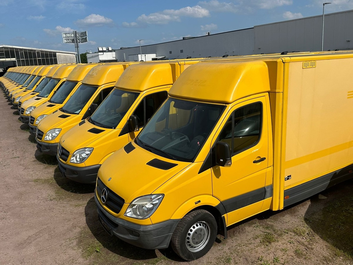 MERCEDES-BENZ SPRINTER 310 CDI MAXI EURO-5 KOFFER REGALE KAMER - Dostavno vozilo sa zatvorenim sandukom: slika 1 MERCEDES-BENZ SPRINTER 310 CDI MAXI EURO-5 KOFFER REGALE KAMER - Dostavno vozilo sa zatvorenim sandukom: slika 1