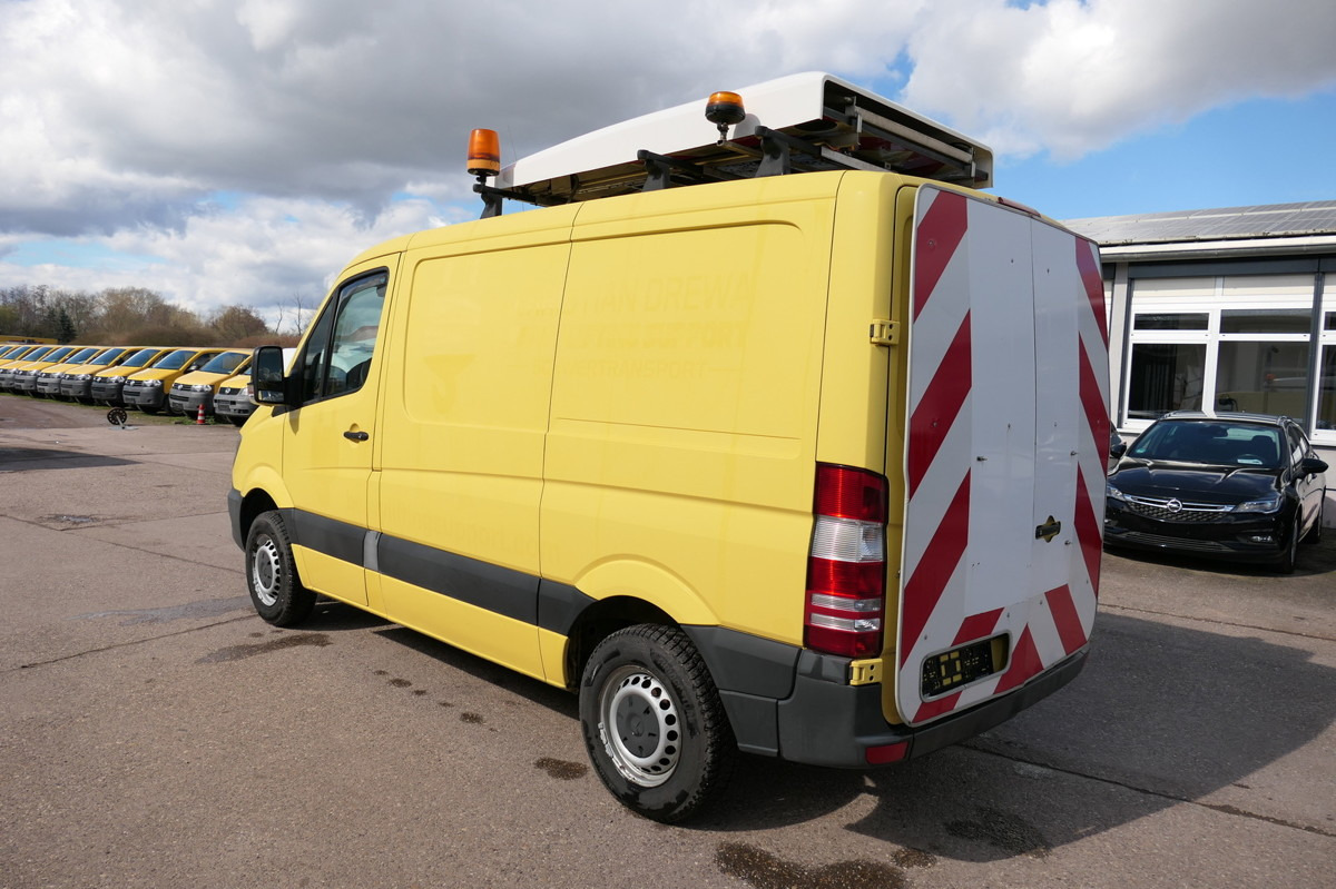 MERCEDES-BENZ Sprinter 216 CDI KLIMA - Begleitfahrzeug SCHLAFB - Mali kombi: slika 5 MERCEDES-BENZ Sprinter 216 CDI KLIMA - Begleitfahrzeug SCHLAFB - Mali kombi: slika 5