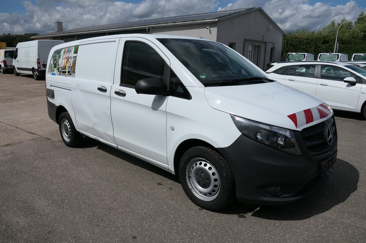 MERCEDES-BENZ Vito 116 CDI lang 3-Sitzer KLIMA - Mali kombi: slika 2 MERCEDES-BENZ Vito 116 CDI lang 3-Sitzer KLIMA - Mali kombi: slika 2