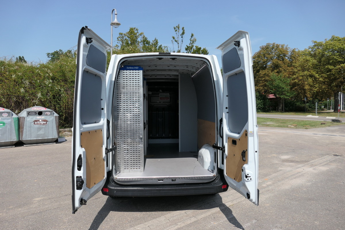 RENAULT Master 130 dCi L3H2 Euro6 KLIMA COC Regal - Furgon: slika 1 RENAULT Master 130 dCi L3H2 Euro6 KLIMA COC Regal - Furgon: slika 1