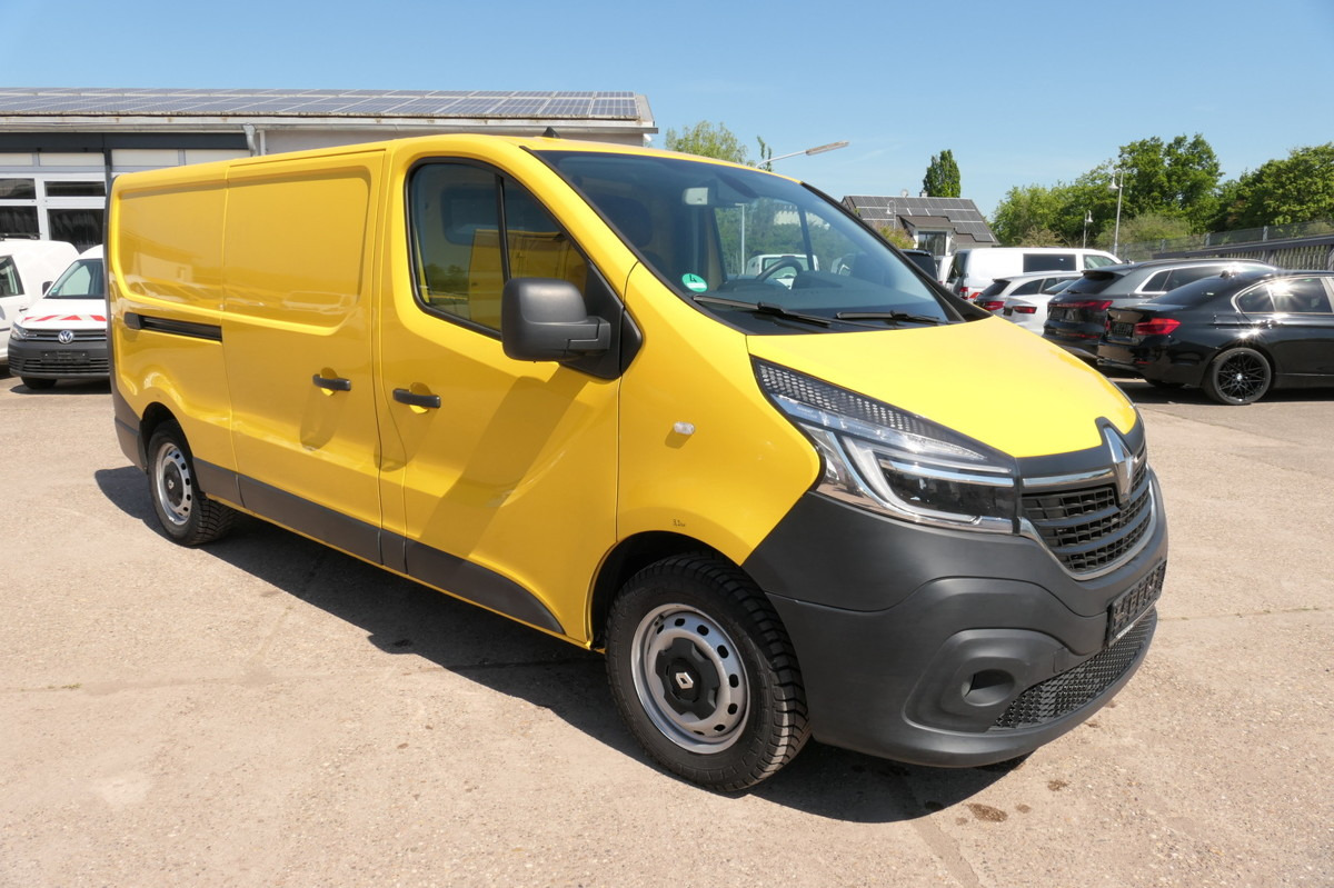 RENAULT Trafic dCi 120 L2H1 - Mali kombi: slika 1 RENAULT Trafic dCi 120 L2H1 - Mali kombi: slika 1