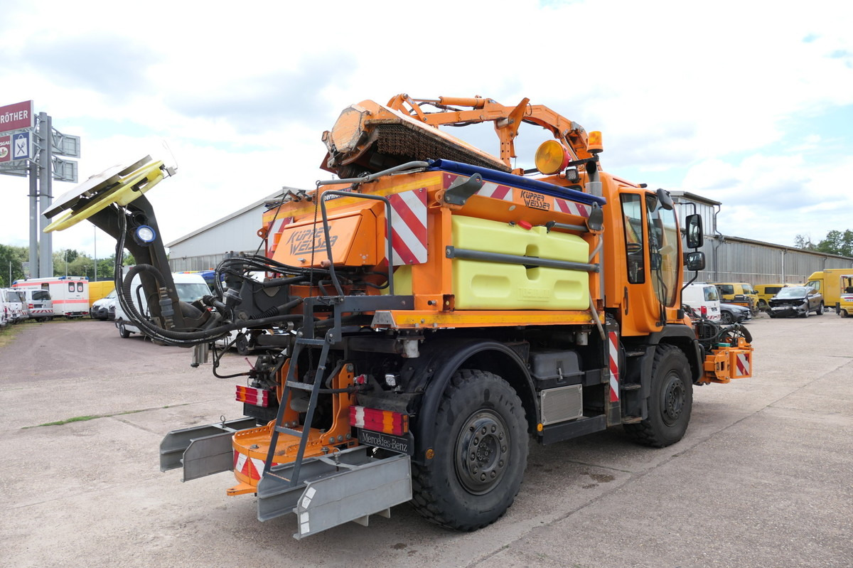UNIMOG U400 405/12 - Istovarivač: slika 4 UNIMOG U400 405/12 - Istovarivač: slika 4
