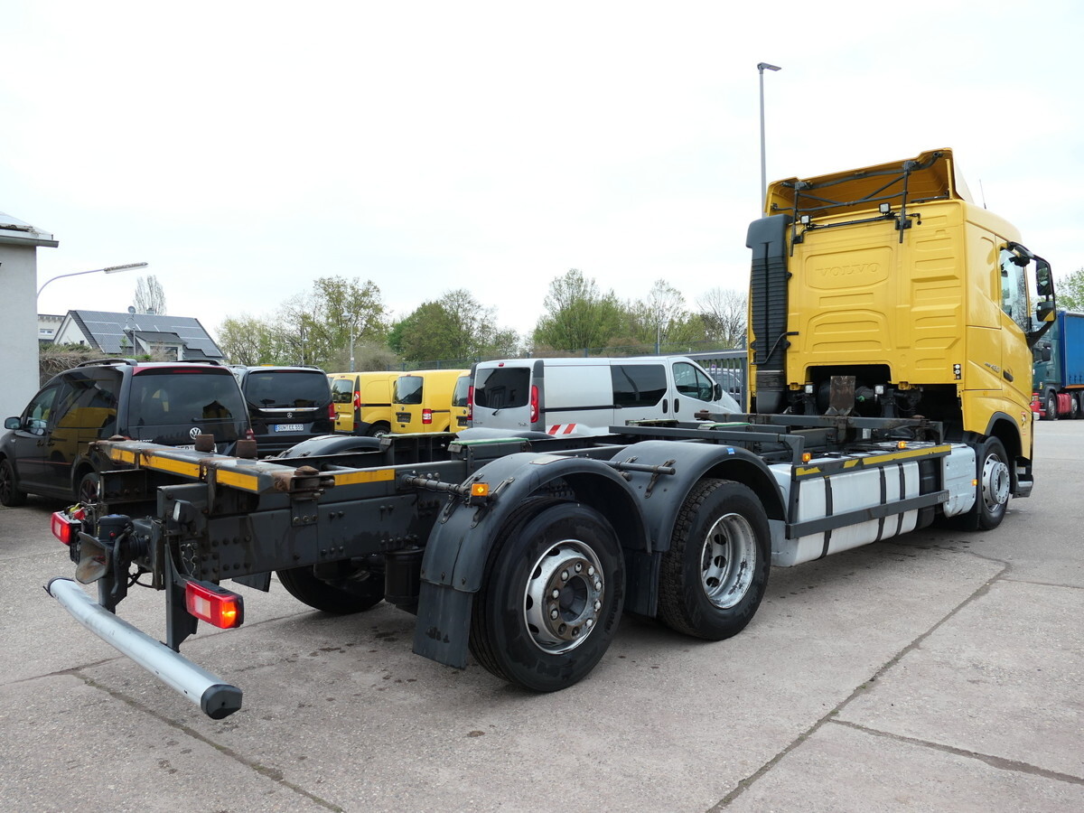 VOLVO FH 26.420 6x2 BDF - Kamion sa zatvorenim sandukom: slika 4 VOLVO FH 26.420 6x2 BDF - Kamion sa zatvorenim sandukom: slika 4