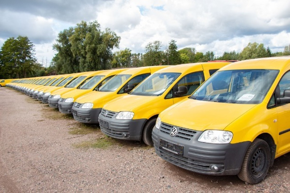 VW Caddy 2.0 SDI PARKTRONIK 2xSCHIEBETÜR - Mali kombi: slika 1 VW Caddy 2.0 SDI PARKTRONIK 2xSCHIEBETÜR - Mali kombi: slika 1