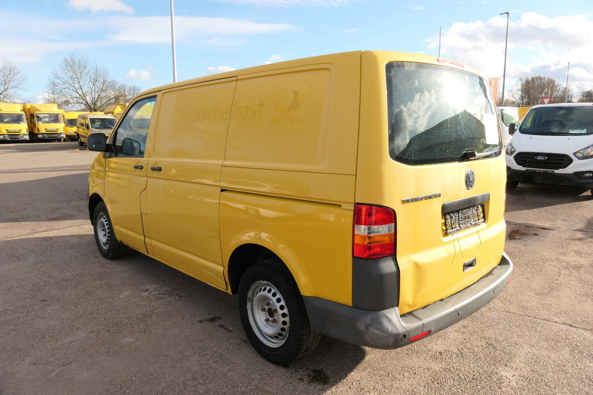 VW T5 Transporter 1.9 TDI 2-Sitzer PARKTRONIK 2xSCH - Mali kombi: slika 4 VW T5 Transporter 1.9 TDI 2-Sitzer PARKTRONIK 2xSCH - Mali kombi: slika 4