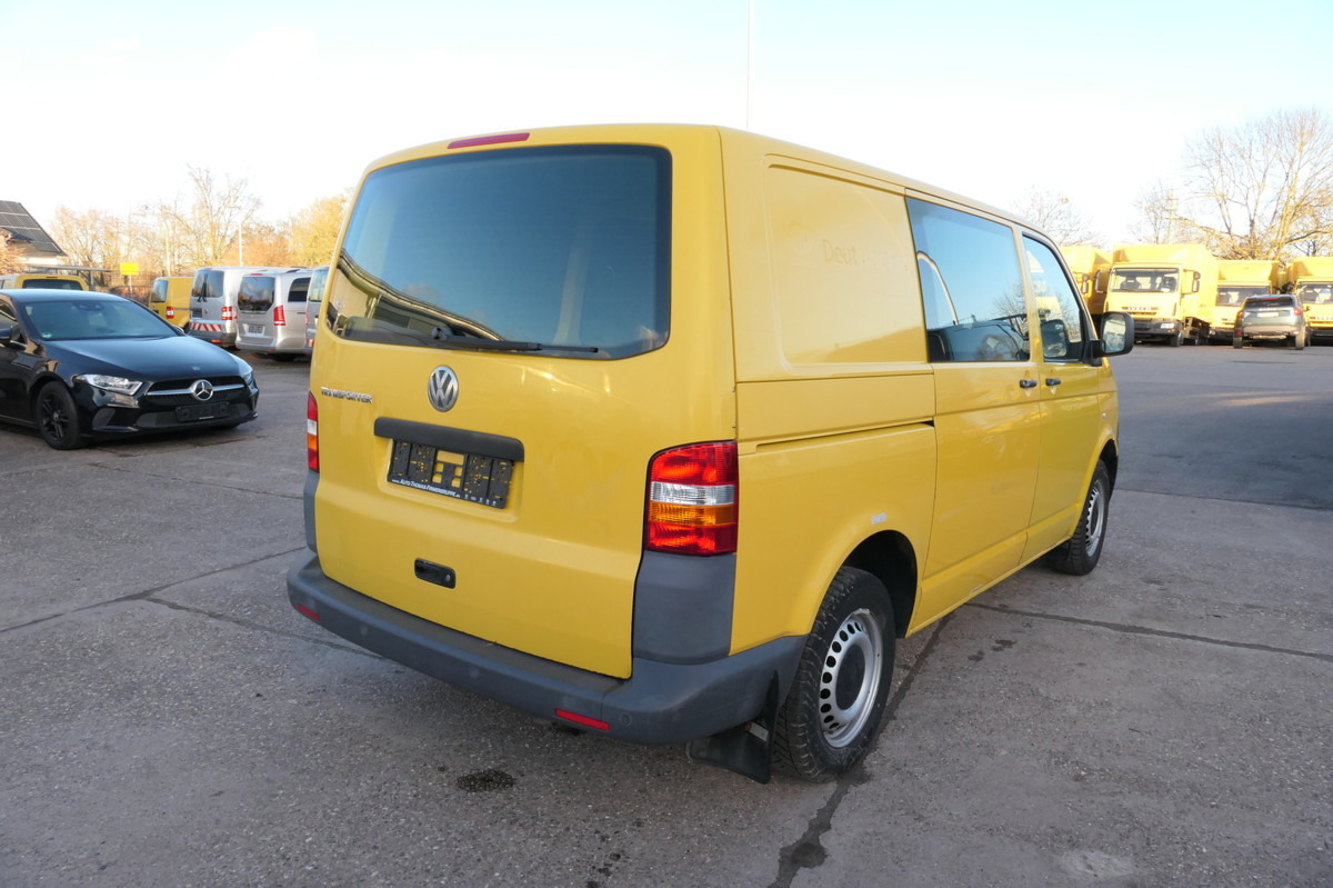VW T5 Transporter 1.9 TDI PARKTRONIK 2xSCHIEBETÜR - Mali kombi: slika 5 VW T5 Transporter 1.9 TDI PARKTRONIK 2xSCHIEBETÜR - Mali kombi: slika 5