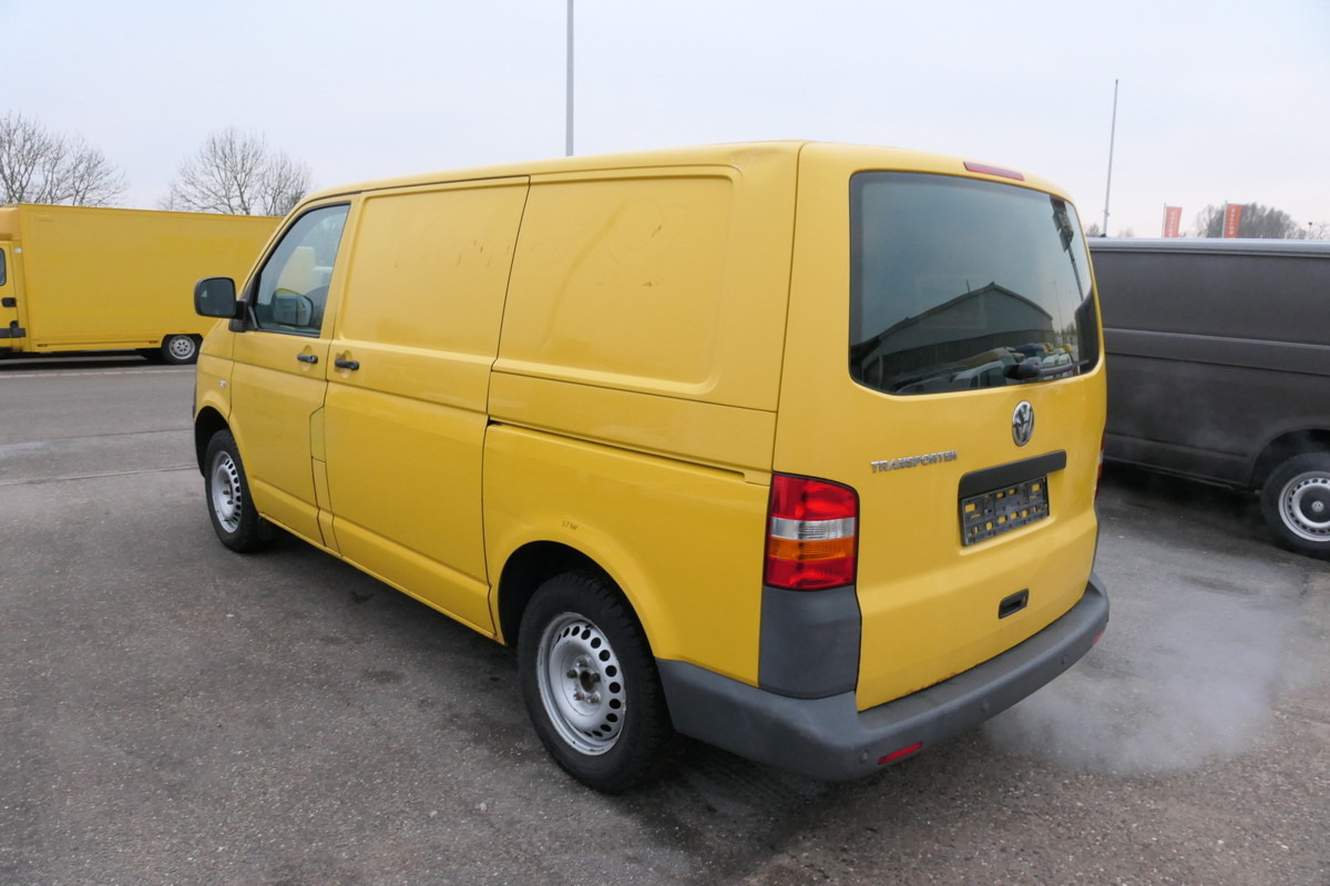 VW T5 Transporter 1.9 TDI PARKTRONIK 2xSCHIEBETÜR - Mali kombi: slika 5 VW T5 Transporter 1.9 TDI PARKTRONIK 2xSCHIEBETÜR - Mali kombi: slika 5