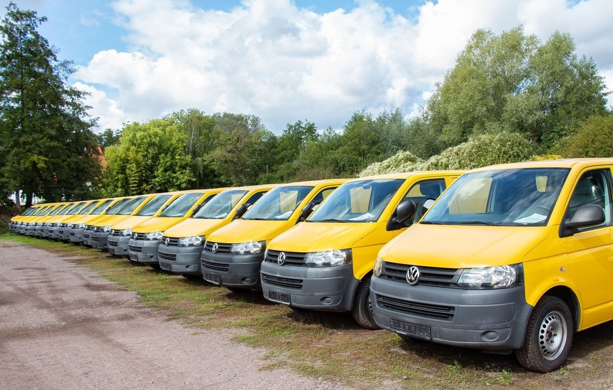 VW T5 Transporter 2.0 TDI 2xSCHIEBETÜR PARKTRONIK E - Mali kombi: slika 1 VW T5 Transporter 2.0 TDI 2xSCHIEBETÜR PARKTRONIK E - Mali kombi: slika 1