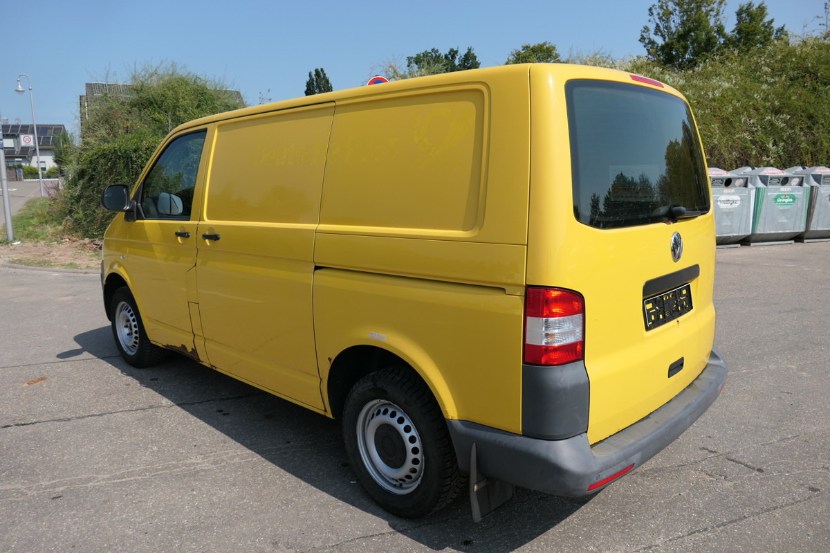 VW T5 Transporter 2.0 TDI 2xSCHIEBETÜR PARKTRONIK E - Mali kombi: slika 4 VW T5 Transporter 2.0 TDI 2xSCHIEBETÜR PARKTRONIK E - Mali kombi: slika 4