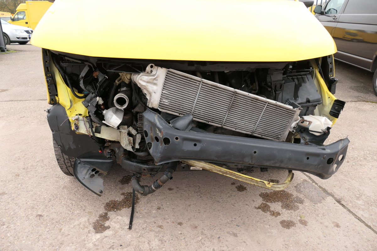 VW T5 Transporter 2.0 TDI COC - Mali kombi: slika 5 VW T5 Transporter 2.0 TDI COC - Mali kombi: slika 5