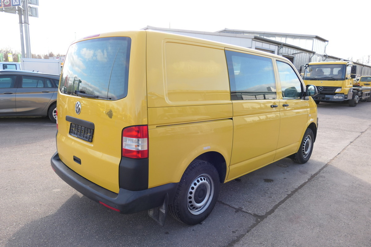 VW T5 Transporter 2.0 TDI EURO-5 CoC 2xSCHIEBETÜR P - Mali kombi: slika 4 VW T5 Transporter 2.0 TDI EURO-5 CoC 2xSCHIEBETÜR P - Mali kombi: slika 4