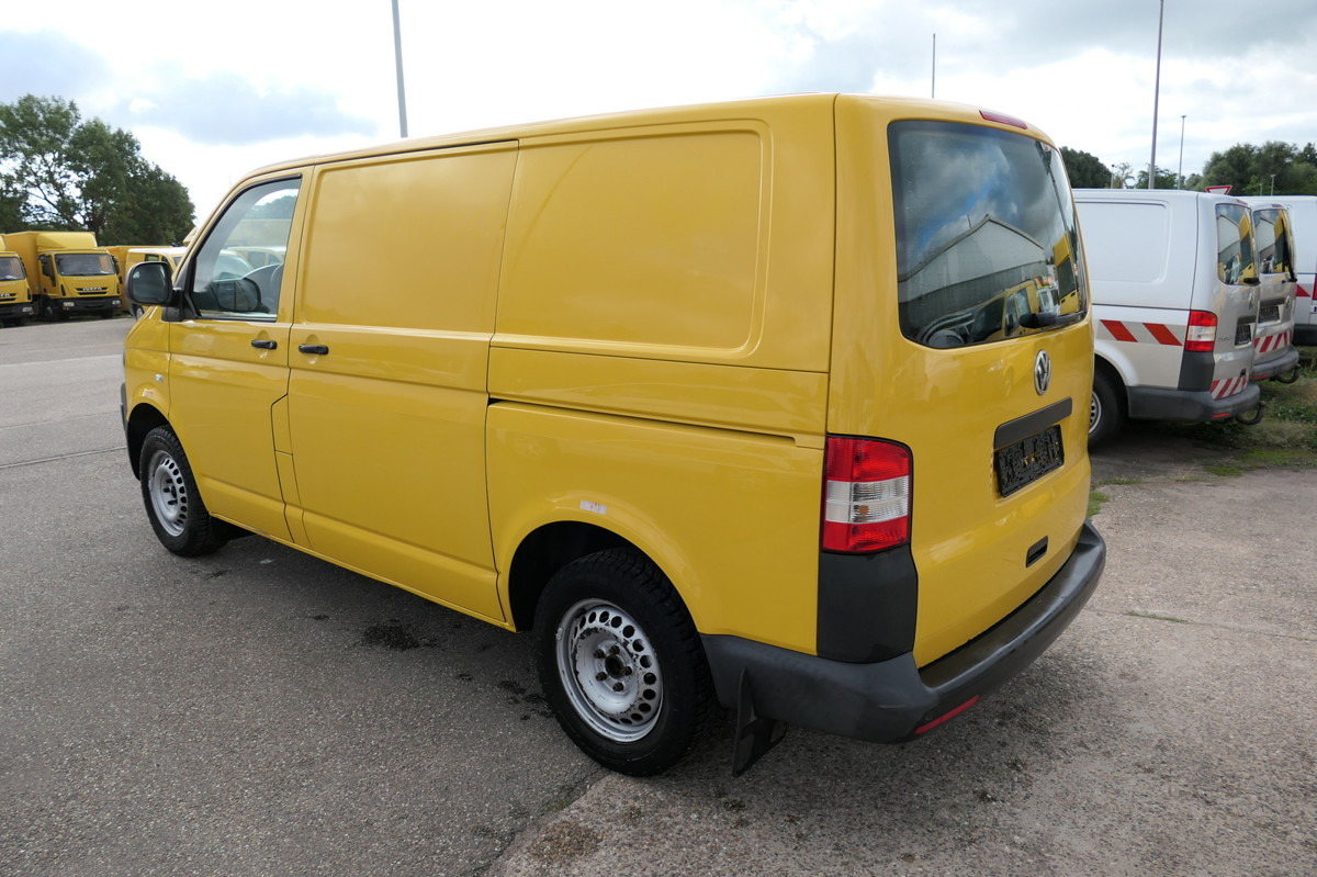VW T5 Transporter 2.0 TDI EURO-5 CoC 2xSCHIEBETÜR P - Mali kombi: slika 4 VW T5 Transporter 2.0 TDI EURO-5 CoC 2xSCHIEBETÜR P - Mali kombi: slika 4