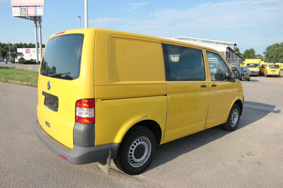 VW T5 Transporter 2.0 TDI PARKTRONIK 2xSCHIEBETÜR - Mali kombi: slika 4 VW T5 Transporter 2.0 TDI PARKTRONIK 2xSCHIEBETÜR - Mali kombi: slika 4