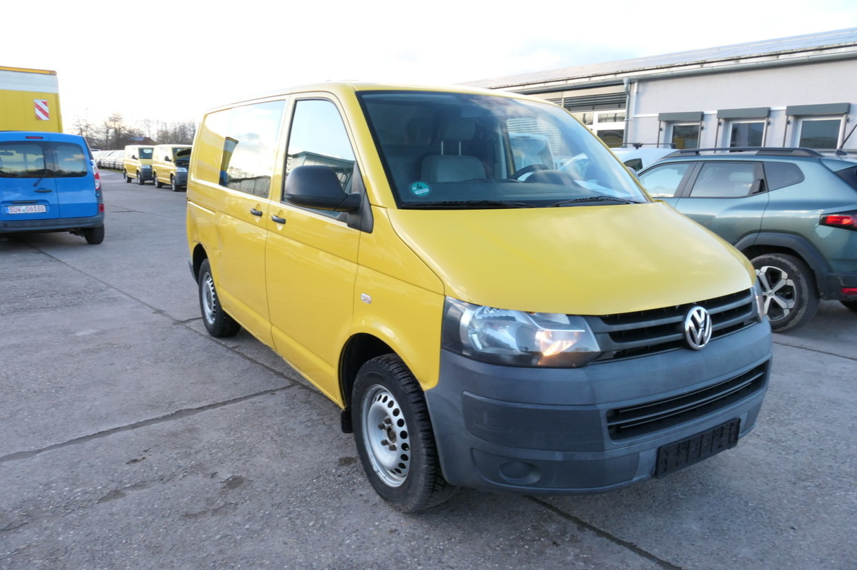 VW T5 Transporter 2.0 TDI PARKTRONIK 2xSCHIEBETÜR - Mali kombi: slika 3 VW T5 Transporter 2.0 TDI PARKTRONIK 2xSCHIEBETÜR - Mali kombi: slika 3
