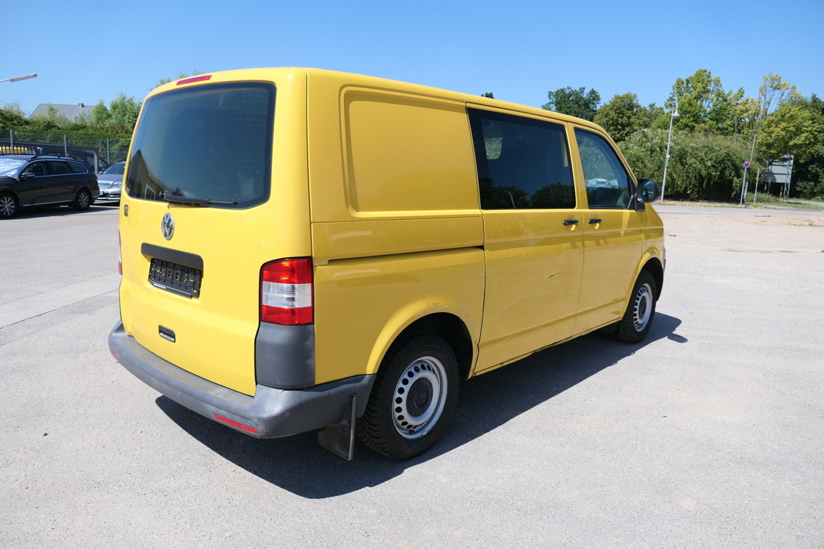 VW T5 Transporter 2.0 TDI PARKTRONIK EURO-5 2xSCHIE - Mali kombi: slika 4 VW T5 Transporter 2.0 TDI PARKTRONIK EURO-5 2xSCHIE - Mali kombi: slika 4