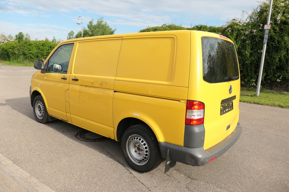 VW T5 Transporter 2.0 TDI PARKTRONIK EURO-5 2xSCHIE - Mali kombi: slika 5 VW T5 Transporter 2.0 TDI PARKTRONIK EURO-5 2xSCHIE - Mali kombi: slika 5