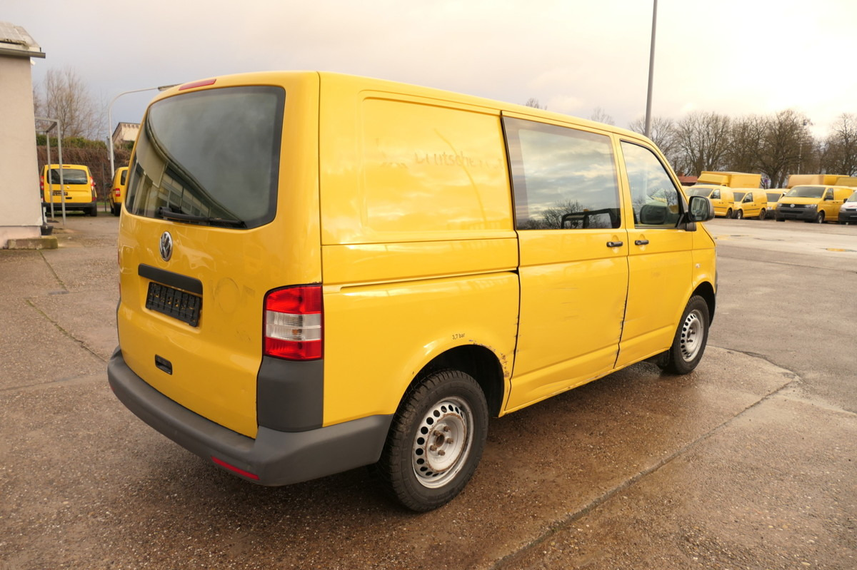 VW T5 Transporter 2.0 TDI PARKTRONIK EURO-5 2xSCHIE - Mali kombi: slika 4 VW T5 Transporter 2.0 TDI PARKTRONIK EURO-5 2xSCHIE - Mali kombi: slika 4