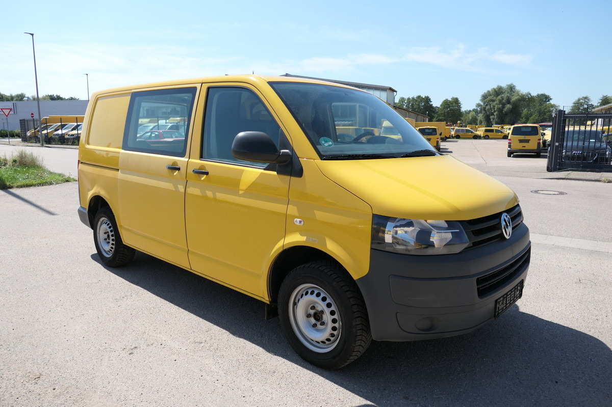 VW T5 Transporter 2.0 TDI PARKTRONIK EURO-5 2xSCHIE - Mali kombi: slika 3 VW T5 Transporter 2.0 TDI PARKTRONIK EURO-5 2xSCHIE - Mali kombi: slika 3