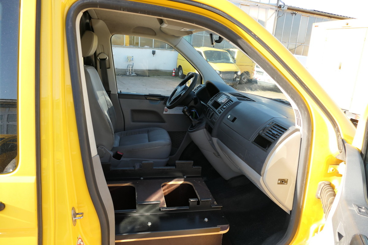 VW T5 Transporter 2.0 TDI PARKTRONIK EURO-5 2xSCHIE VW T5 Transporter 2.0 TDI PARKTRONIK EURO-5 2xSCHIE: slika 7 VW T5 Transporter 2.0 TDI PARKTRONIK EURO-5 2xSCHIE VW T5 Transporter 2.0 TDI PARKTRONIK EURO-5 2xSCHIE: slika 7