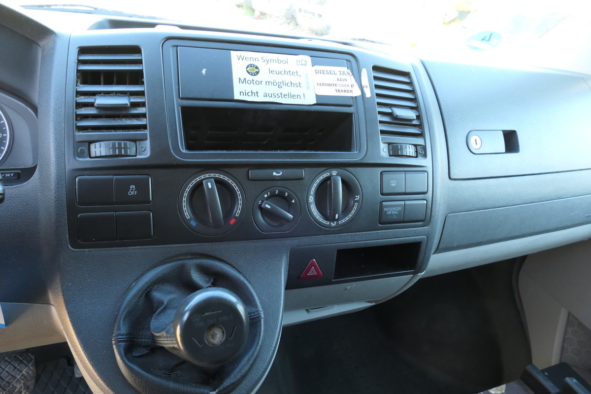 VW T5 Transporter 2.0 TDI PARKTRONIK EURO-5 2xSCHIE VW T5 Transporter 2.0 TDI PARKTRONIK EURO-5 2xSCHIE: slika 11 VW T5 Transporter 2.0 TDI PARKTRONIK EURO-5 2xSCHIE VW T5 Transporter 2.0 TDI PARKTRONIK EURO-5 2xSCHIE: slika 11