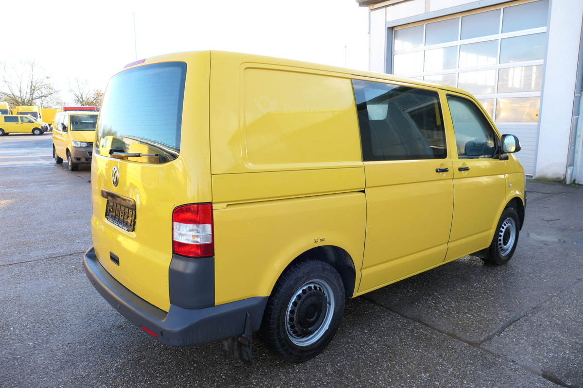 VW T5 Transporter 2.0 TDI PARKTRONIK EURO-5 2xSCHIE - Mali kombi: slika 4 VW T5 Transporter 2.0 TDI PARKTRONIK EURO-5 2xSCHIE - Mali kombi: slika 4