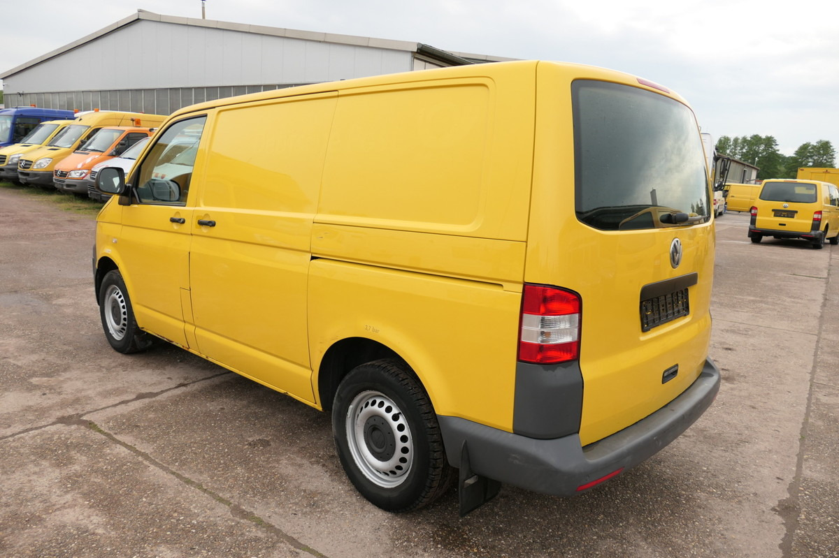 VW T5 Transporter 2.0 TDI PARKTRONIK EURO-5 2xSCHIE - Mali kombi: slika 3 VW T5 Transporter 2.0 TDI PARKTRONIK EURO-5 2xSCHIE - Mali kombi: slika 3