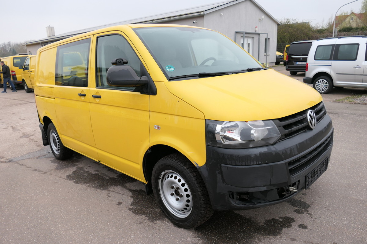 VW T5 Transporter 2.0 TDI PARKTRONIK EURO-5 2xSCHIE - Mali kombi: slika 2 VW T5 Transporter 2.0 TDI PARKTRONIK EURO-5 2xSCHIE - Mali kombi: slika 2