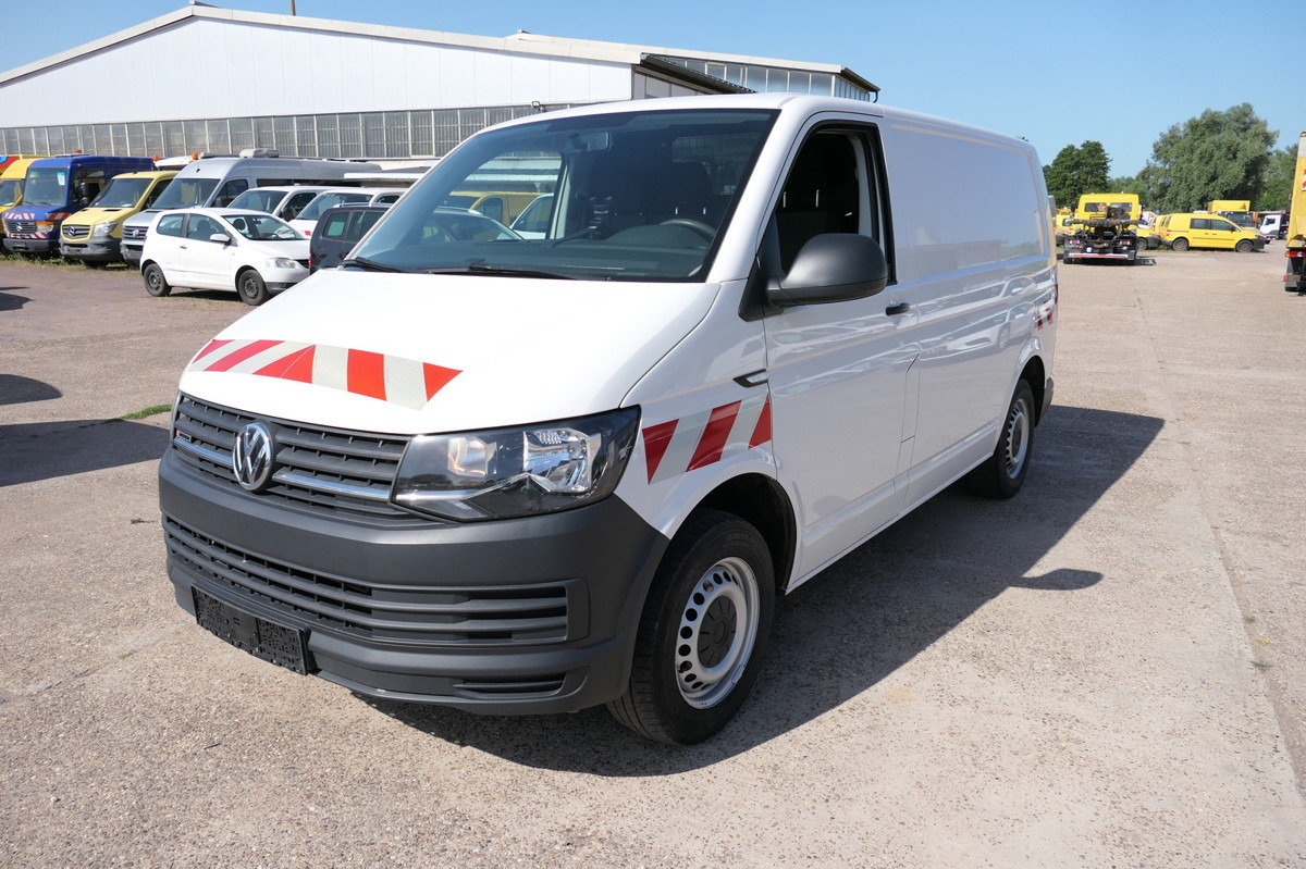 VW T6 2.0 TDI 4Motion 3-Sitzer Klima AHK Werkstatte - Mali kombi: slika 3 VW T6 2.0 TDI 4Motion 3-Sitzer Klima AHK Werkstatte - Mali kombi: slika 3