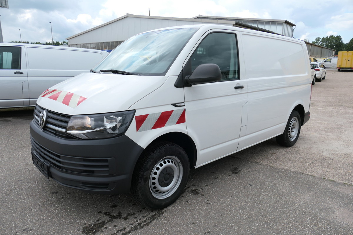 VW T6 Transporter 2.0 TDI 4Motion 3Sitzer KLIMA AHK - Mali kombi: slika 2 VW T6 Transporter 2.0 TDI 4Motion 3Sitzer KLIMA AHK - Mali kombi: slika 2