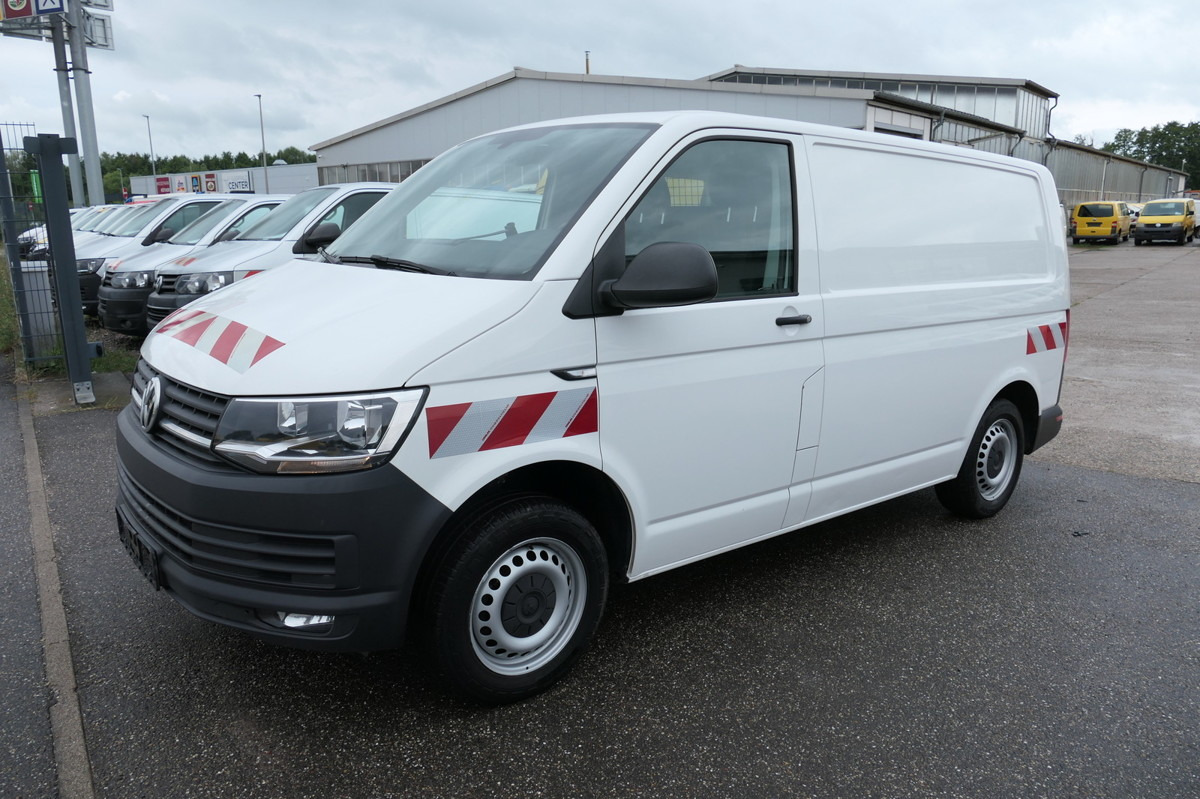 VW T6 Transporter 2.0 TDI 4Motion 3Sitzer KLIMA AHK - Mali kombi: slika 2 VW T6 Transporter 2.0 TDI 4Motion 3Sitzer KLIMA AHK - Mali kombi: slika 2
