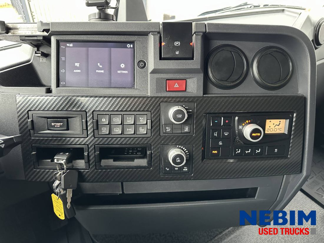 Renault T HIGH 520 4x2 - Parking Airco - Tegljač: slika 4 Renault T HIGH 520 4x2 - Parking Airco - Tegljač: slika 4