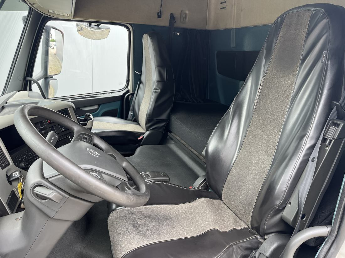Volvo FM 410 Euro 6 Globetrotter LXL - Only 310.029 km Dynamic Steering - Tegljač: slika 4 Volvo FM 410 Euro 6 Globetrotter LXL - Only 310.029 km Dynamic Steering - Tegljač: slika 4