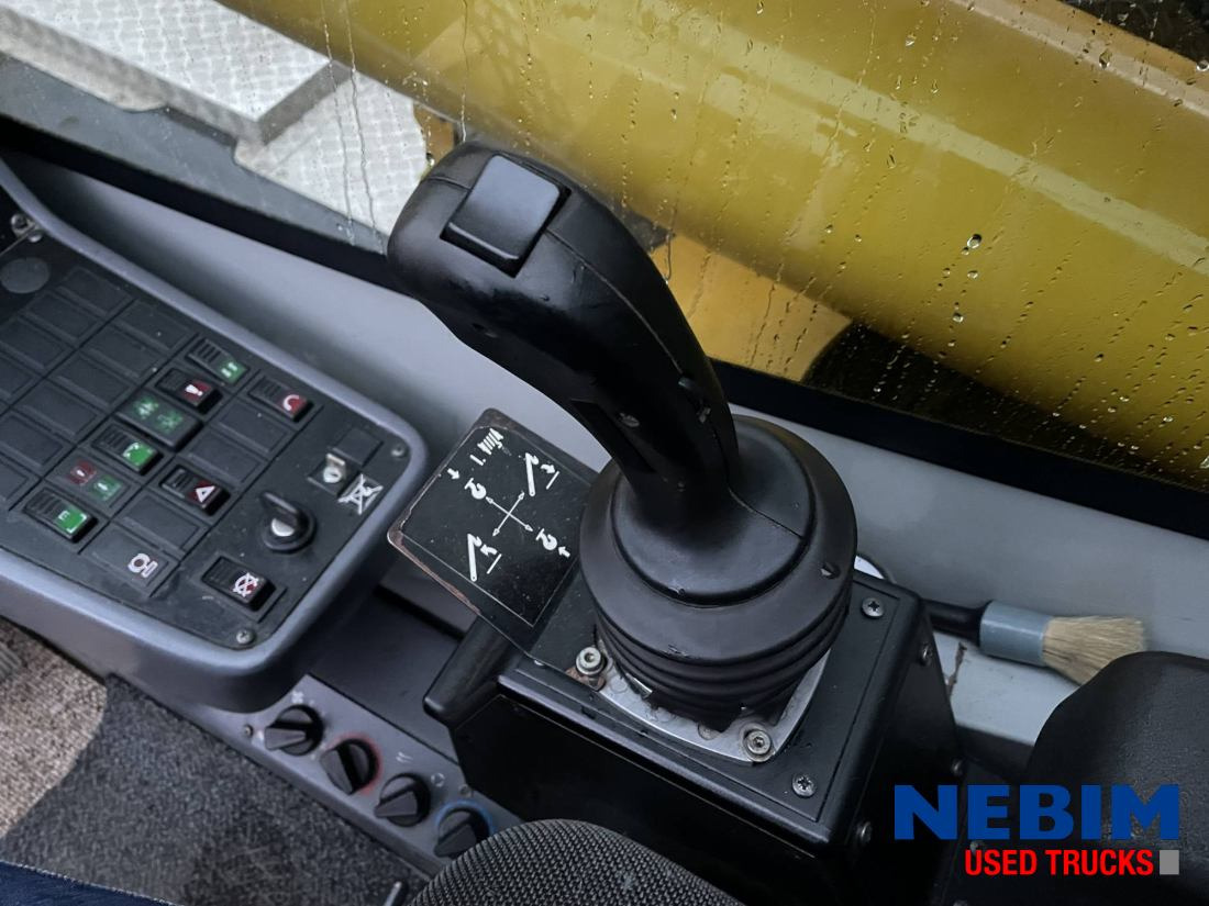 Volvo FM 400 8X4 - Faun Tadano HK40-Only TO BE Viewed BY Appointment - Kamion sa dizalicom: slika 5 Volvo FM 400 8X4 - Faun Tadano HK40-Only TO BE Viewed BY Appointment - Kamion sa dizalicom: slika 5