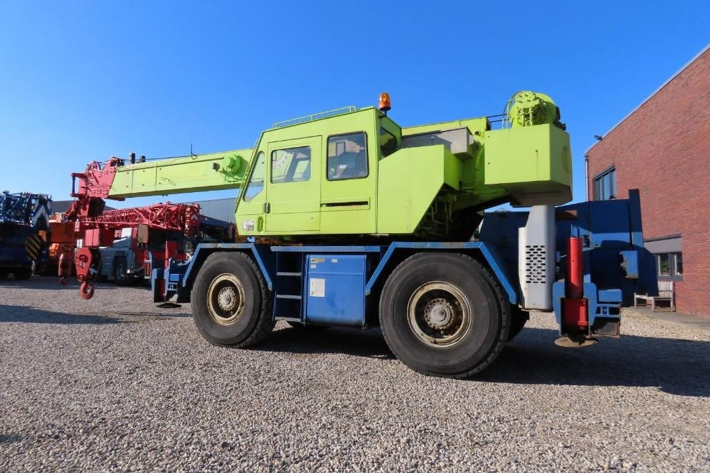 Tadano TR 250 E - Pokretni kran: slika 4 Tadano TR 250 E - Pokretni kran: slika 4