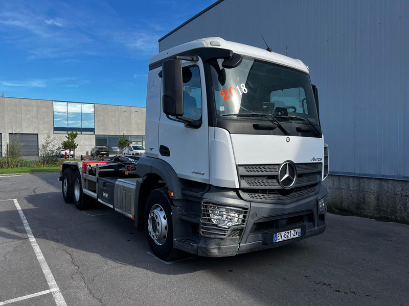 Mercedes-Benz Actros 2543 - Kamion sa hidrauličnom kukom: slika 5 Mercedes-Benz Actros 2543 - Kamion sa hidrauličnom kukom: slika 5