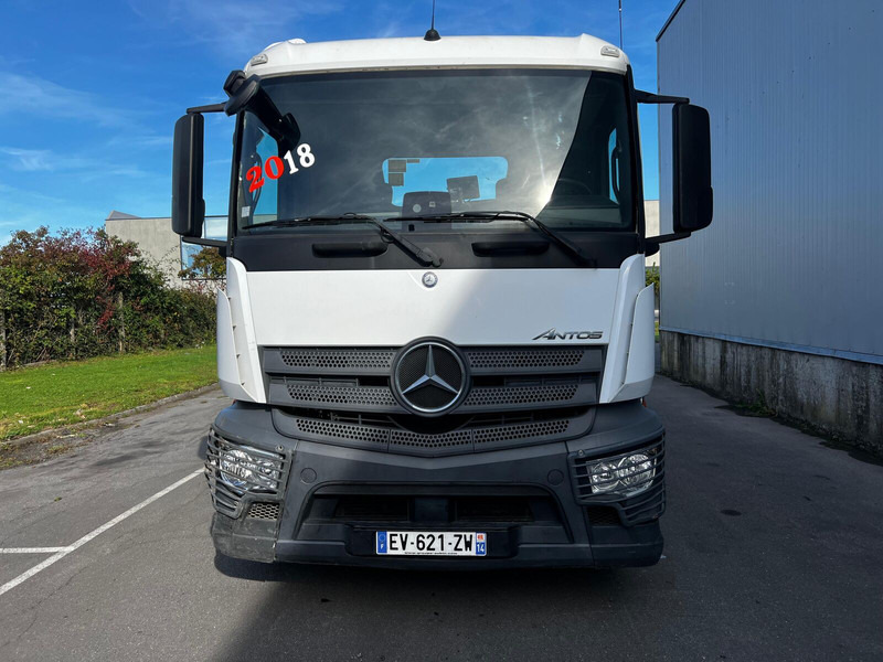 Mercedes-Benz Actros 2543 - Kamion sa hidrauličnom kukom: slika 4 Mercedes-Benz Actros 2543 - Kamion sa hidrauličnom kukom: slika 4