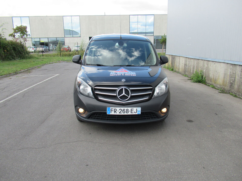 Mercedes-Benz Citan 111 - Furgon: slika 2 Mercedes-Benz Citan 111 - Furgon: slika 2
