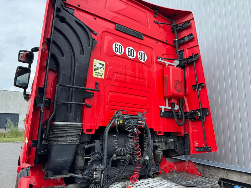 Tegljač Renault T520: slika 20