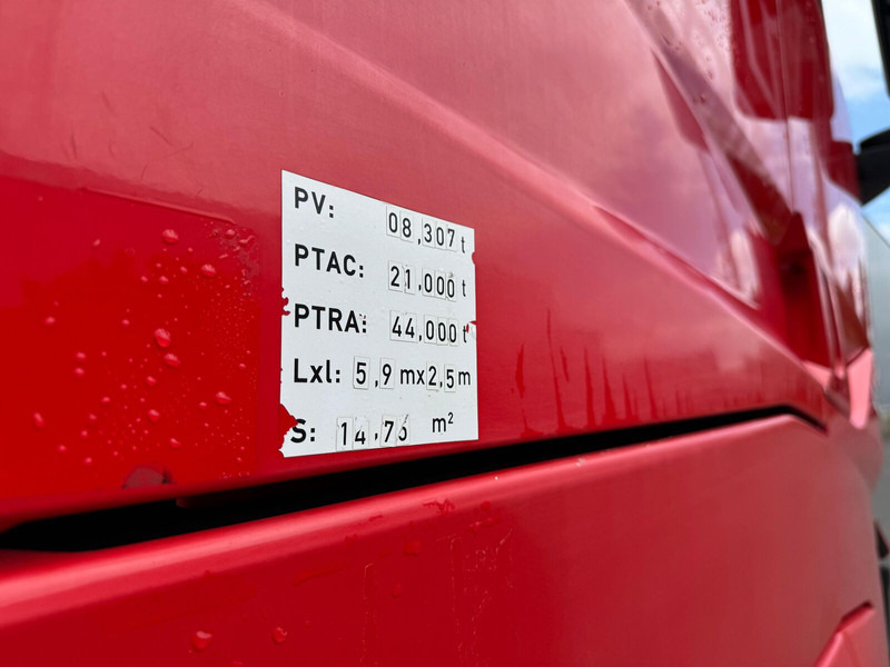 Tegljač Renault T520: slika 9